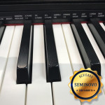 PIANO DIGITAL CASIO PRIVIA PX 770 BK - SEMINOVO