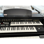 ORGAO DIGITAL ACORDES SERIE OURO PRETO AUTOBRILHO C/BANQUETA - SEMINOVO