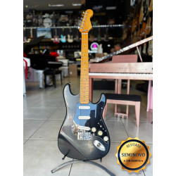 Guitarra Dolphin Strato Preta Seminovo