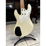 Baixo Ewa Upx500vwh 5c Signature Pixinga Branco Ativo