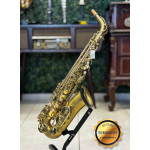 Saxofone Alto Jahnke Jsah001 Desplacado C/ Chaves Laq - Seminovo