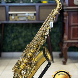 Saxofone Alto Jahnke Jsah001 Desplacado C/ Chaves Laq - Seminovo