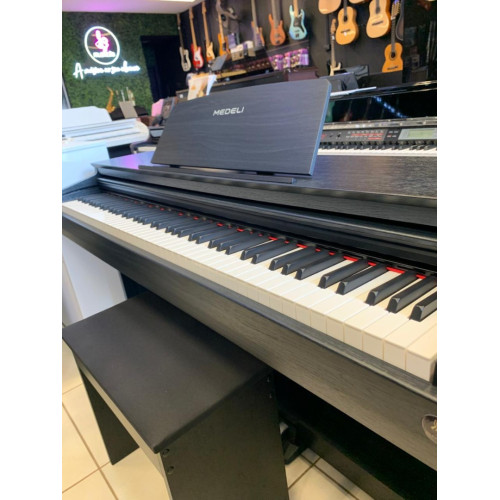 Piano Armario Digital Medeli Dp260