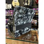 Acordeon Michael Acm8007n 80 Baixos Preto Marmorizado C/Case Acordeon Michael Acm8007n 80 Baixos Preto Marmorizado C/Case