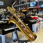 SAXOFONE BARITONO MUSICALLE MB1000 LAQUEADO