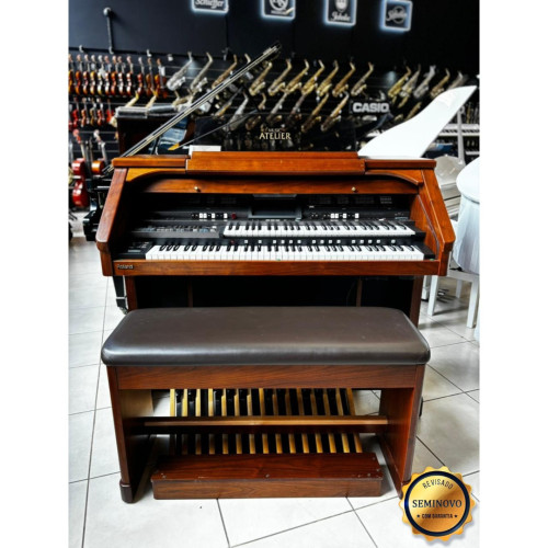 Orgao Roland At-900 Amadeirado - Seminovo