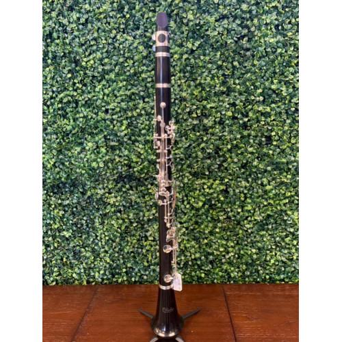 Clarinete Harlem Sound em Bb 17 Chaves em Ebano Hcl-04m