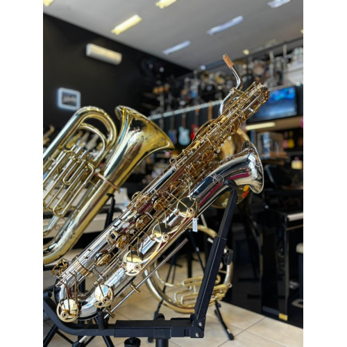 SAXOFONE BARÍTONO EB SEBASTIAN NIQUELADO COM CHAVES LAQUEADAS SSB-BS858LN SAXOFONE BARÍTONO EB SEBASTIAN NIQUELADO COM CHAVES LAQUEADAS SSB-BS858LN