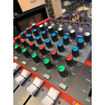 Mesa Soundvoice Amplificada Ma-630x C/efeitos Equalizador