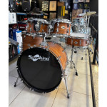 Bateria Spanking 22" Bumbo Carvalho Hanover (Sem Pratos e sem Banco) Bateria Spanking 22" Bumbo Carvalho Hanover (Sem Pratos e sem Banco)