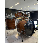 Bateria Spanking 22" Bumbo Carvalho Hanover (Sem Pratos e sem Banco) Bateria Spanking 22" Bumbo Carvalho Hanover (Sem Pratos e sem Banco)