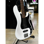 Contra Baixo Fender Squier - Seminovo Contra Baixo Fender Squier - Seminovo