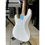 Contra Baixo Fender Squier - Seminovo Contra Baixo Fender Squier - Seminovo