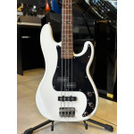 Contra Baixo Fender Squier - Seminovo Contra Baixo Fender Squier - Seminovo