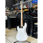 Contra Baixo Fender Squier - Seminovo Contra Baixo Fender Squier - Seminovo