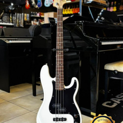 Contra Baixo Fender Squier - Seminovo 