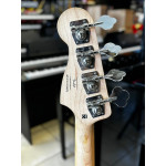 Contra Baixo Fender Squier - Seminovo Contra Baixo Fender Squier - Seminovo