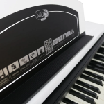 ORGAO TOKAI MD5 BRANCO COM BANQUETA