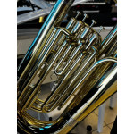 Tuba Tokai Tb-200l Compacta 4 Pistos 4/4 Bombardão Tuba Tokai Tb-200l Compacta 4 Pistos 4/4 Bombardão