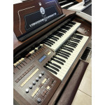 Orgao Tokai T1 Spinet Marrom com Banqueta