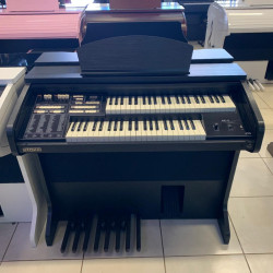 Orgao Tokai Md5 Preto com Banqueta - Mostruário