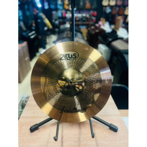 Prato Zeus Evolution Pro Crash 17